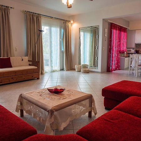 Xenia Apartment กอกการี ภายนอก รูปภาพ
