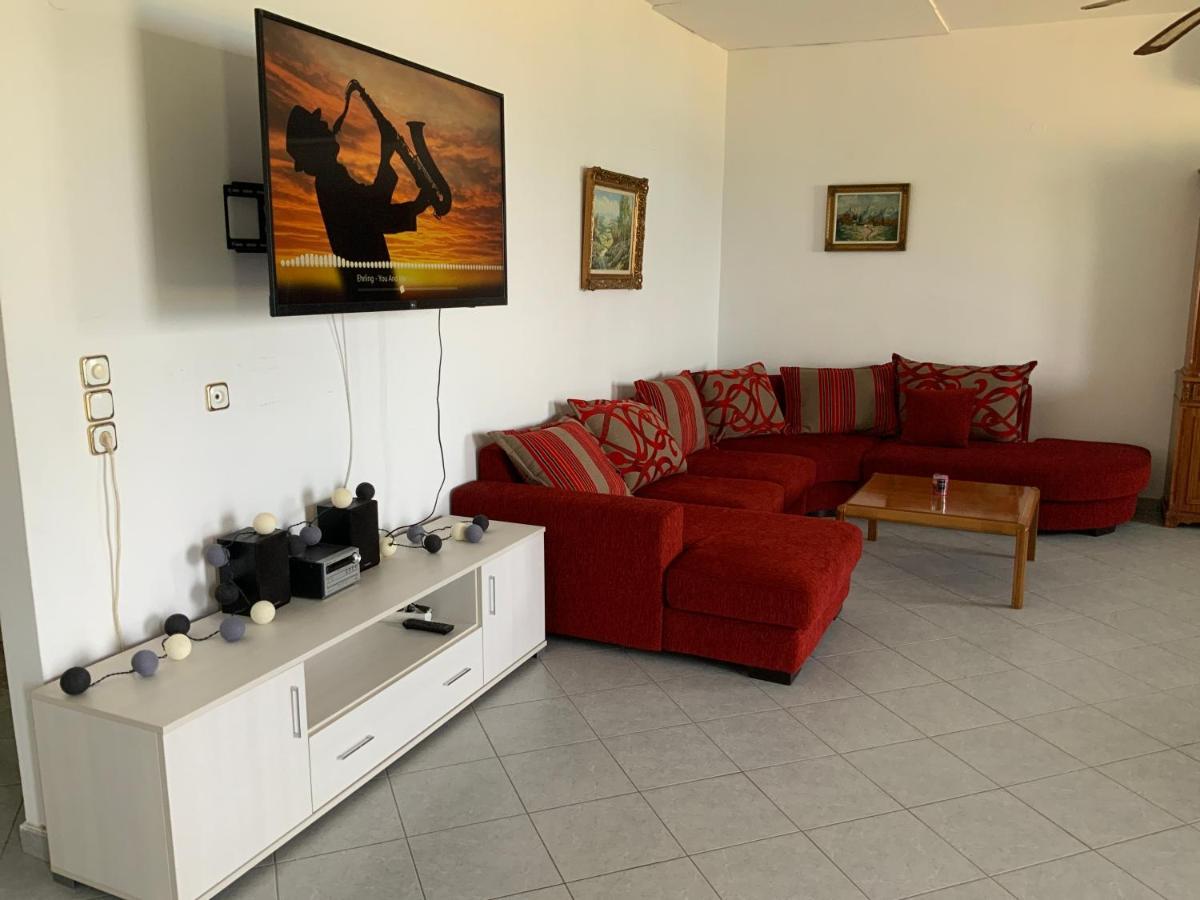 Xenia Apartment กอกการี ภายนอก รูปภาพ